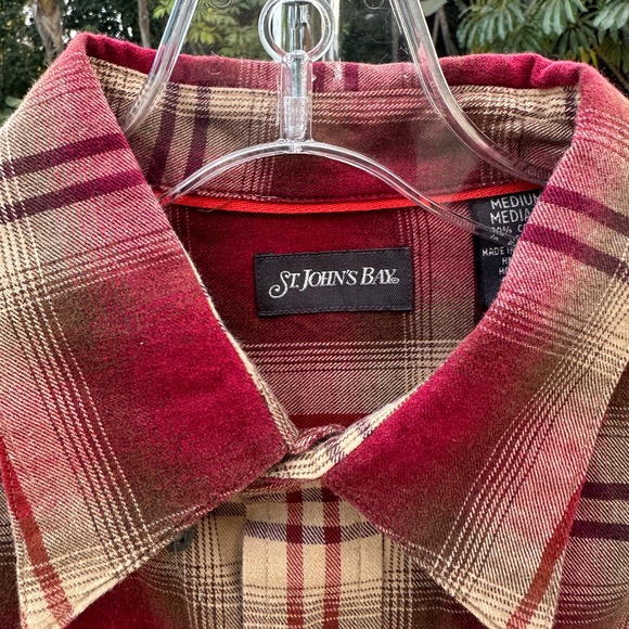 St. JOHN'S BAY PreLoved Plaid Shirt SZ M 100% cotton - Picture 4 of 6